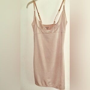 IZOD Women's Tan Shaper Slip Size Large